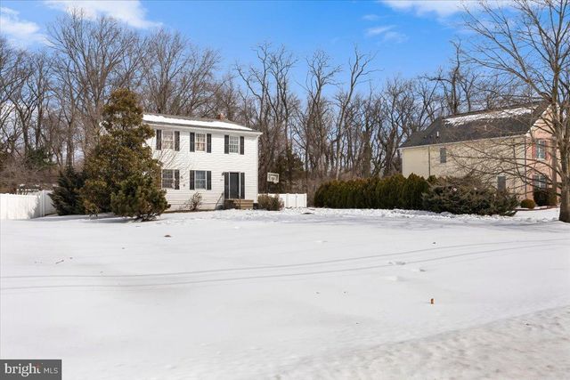 2414 CHURCH RD, Cinnaminson, NJ 08077