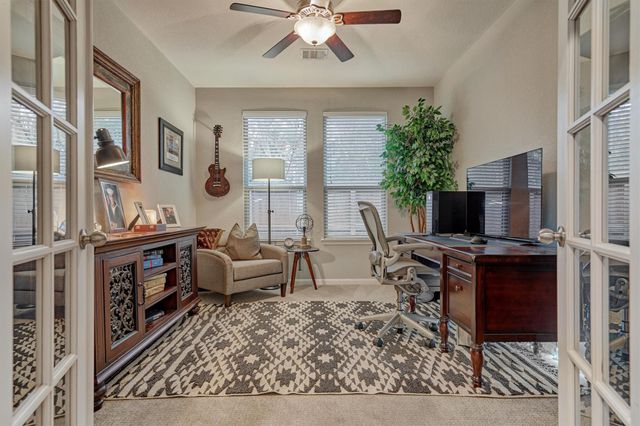 204 Forest Peak Way, Montgomery, TX 77316