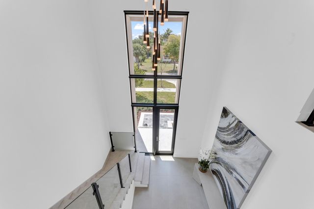 235 NE 11th Street, Delray Beach, FL 33444