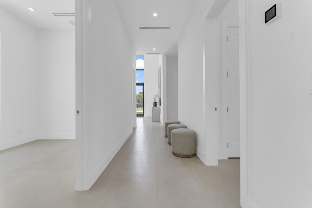 235 NE 11th Street, Delray Beach, FL 33444