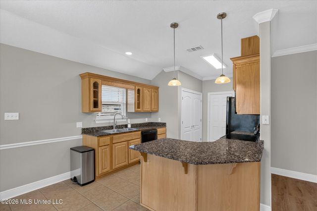 9827 Kalae Street, Diamondhead, MS 39525