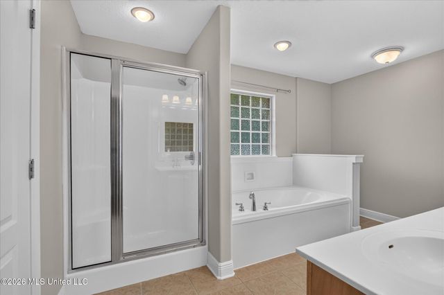 9827 Kalae Street, Diamondhead, MS 39525