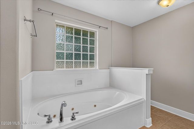 9827 Kalae Street, Diamondhead, MS 39525