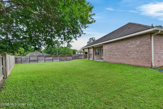 9827 Kalae Street, Diamondhead, MS 39525