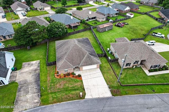 9827 Kalae Street, Diamondhead, MS 39525