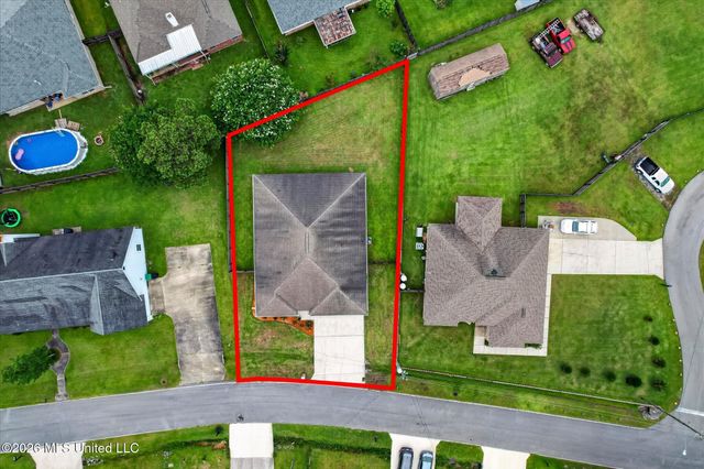9827 Kalae Street, Diamondhead, MS 39525