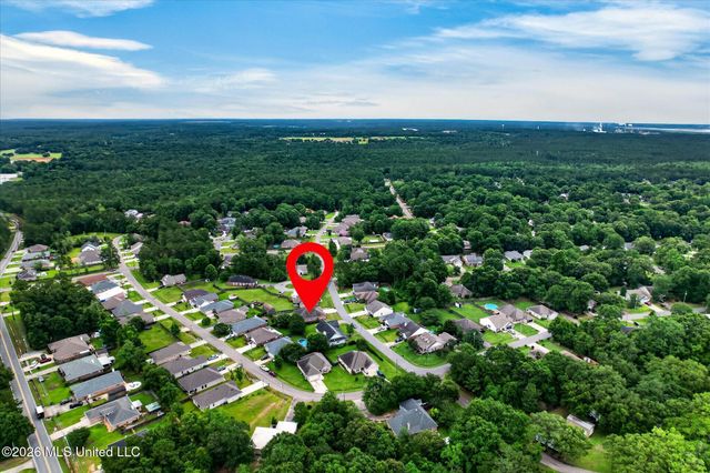 9827 Kalae Street, Diamondhead, MS 39525