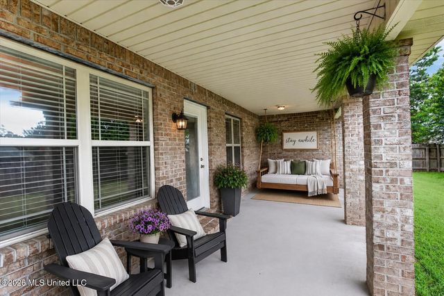 9827 Kalae Street, Diamondhead, MS 39525