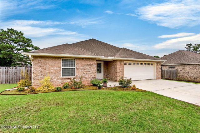 9827 Kalae Street, Diamondhead, MS 39525