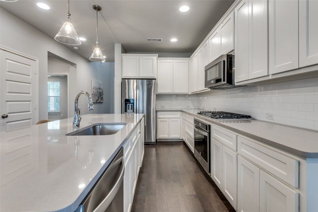 5857 Coleman Street, Westworth Village, TX 76114