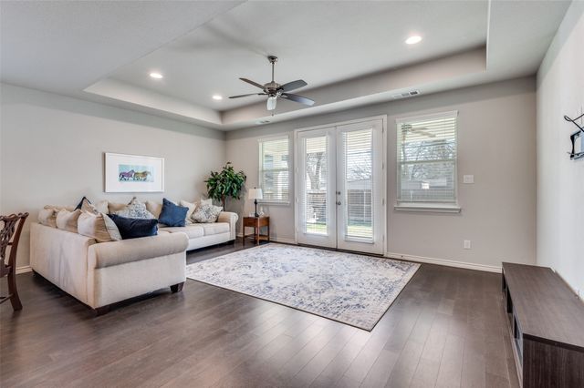 5857 Coleman Street, Westworth Village, TX 76114