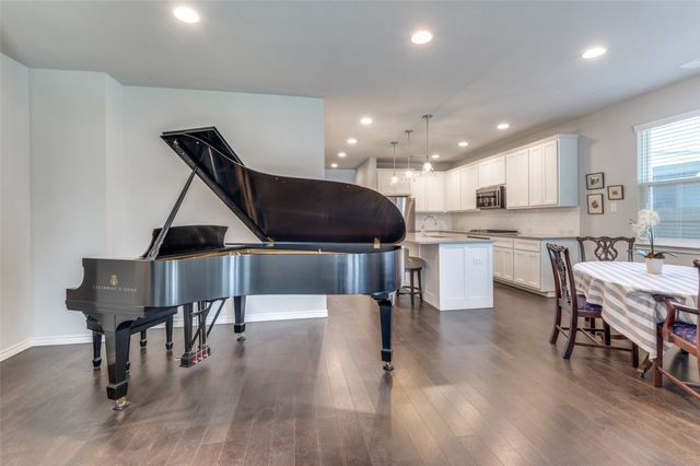 5857 Coleman Street, Westworth Village, TX 76114