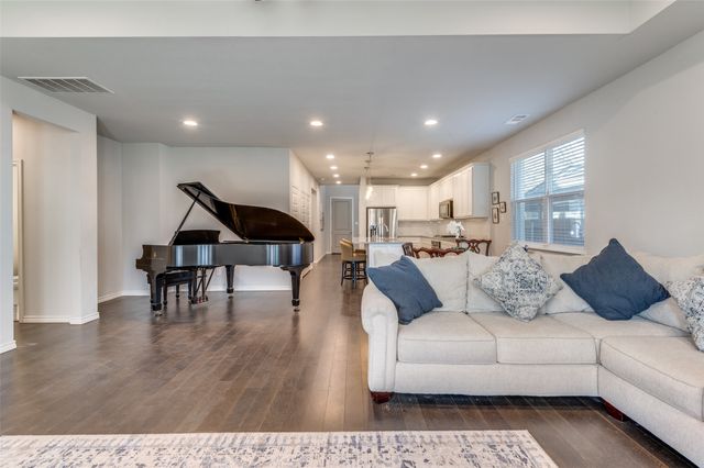 5857 Coleman Street, Westworth Village, TX 76114