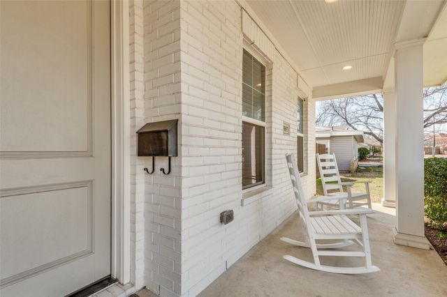 5857 Coleman Street, Westworth Village, TX 76114