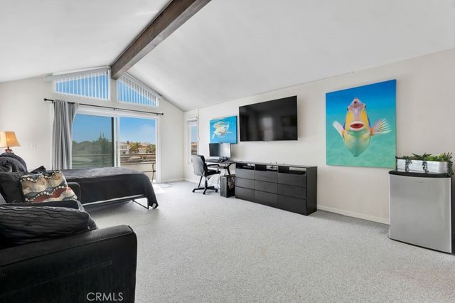 2320 Jamestown Lane, Oxnard, CA 93035