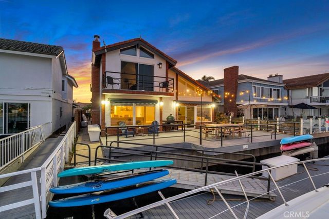2320 Jamestown Lane, Oxnard, CA 93035