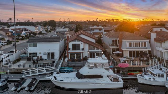 2320 Jamestown Lane, Oxnard, CA 93035