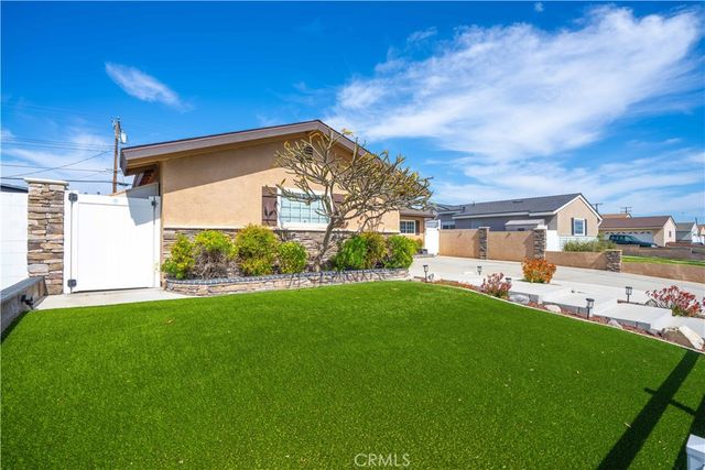 4611 Myra, Cypress, CA 90630