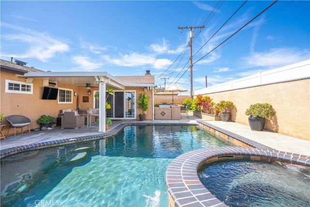 4611 Myra, Cypress, CA 90630