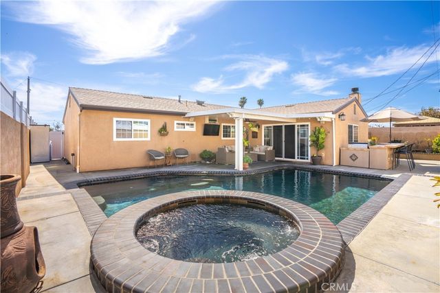 4611 Myra, Cypress, CA 90630