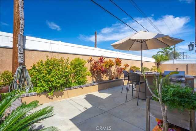 4611 Myra, Cypress, CA 90630