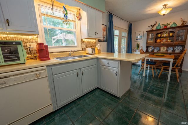 315 N Chandler Drive, Ellettsville, IN 47429