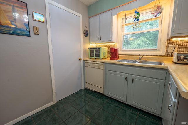 315 N Chandler Drive, Ellettsville, IN 47429