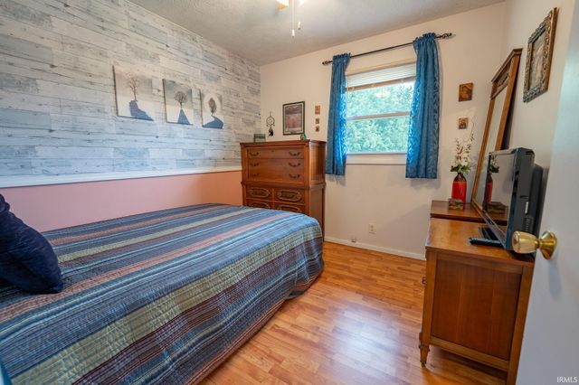 315 N Chandler Drive, Ellettsville, IN 47429
