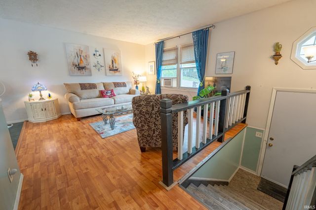315 N Chandler Drive, Ellettsville, IN 47429