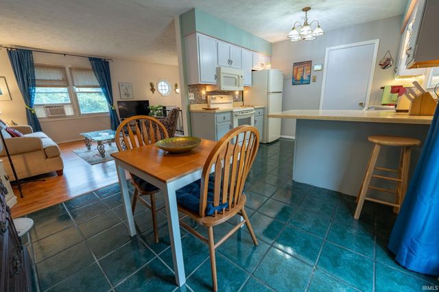 315 N Chandler Drive, Ellettsville, IN 47429