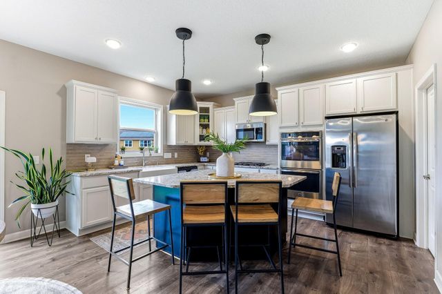 4848 Ashton Curve, Woodbury, MN 55129