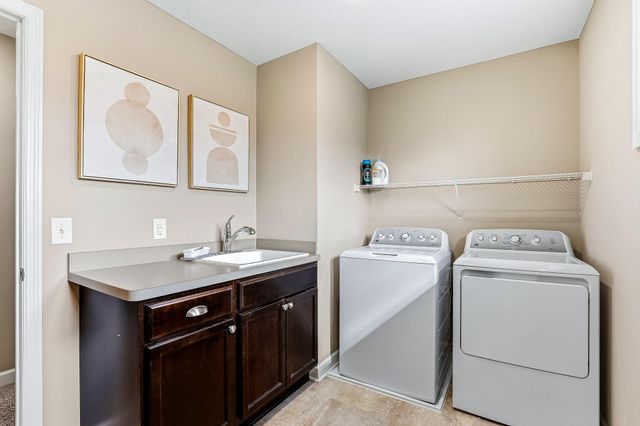 4848 Ashton Curve, Woodbury, MN 55129
