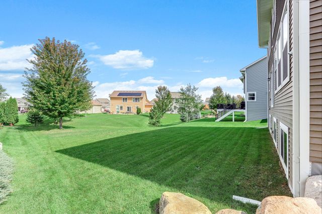 4848 Ashton Curve, Woodbury, MN 55129