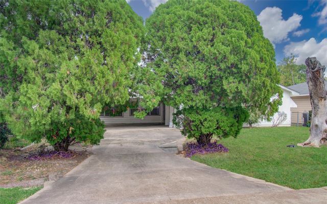 5007 Edfield Street, Houston, TX 77033