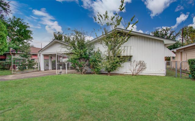 5007 Edfield Street, Houston, TX 77033