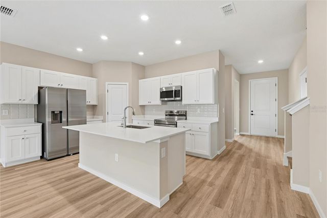 90 SPRINGWOOD DRIVE, Palm Coast, FL 32137