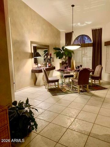 1531 W SHERRI Drive, Gilbert, AZ 85233