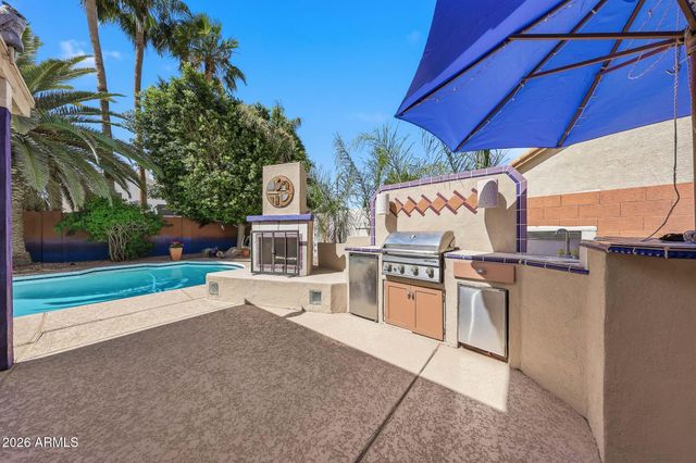 1531 W SHERRI Drive, Gilbert, AZ 85233