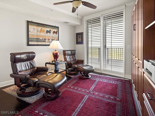 1050 Borghese LN 1404, Naples, FL 34114