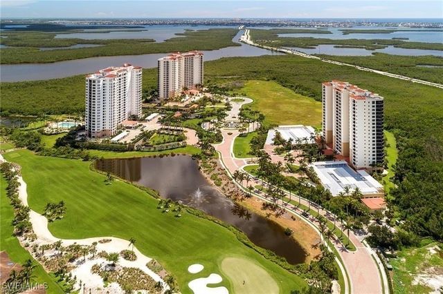 1050 Borghese LN 1404, Naples, FL 34114