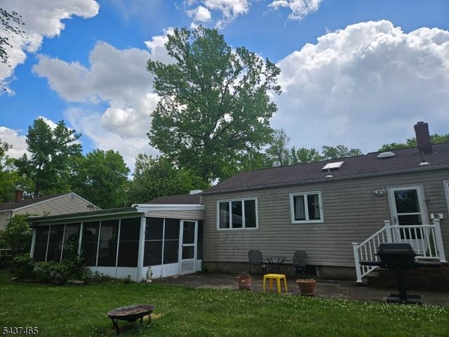 248 W Prescott Ave, Edison Twp., NJ 08820