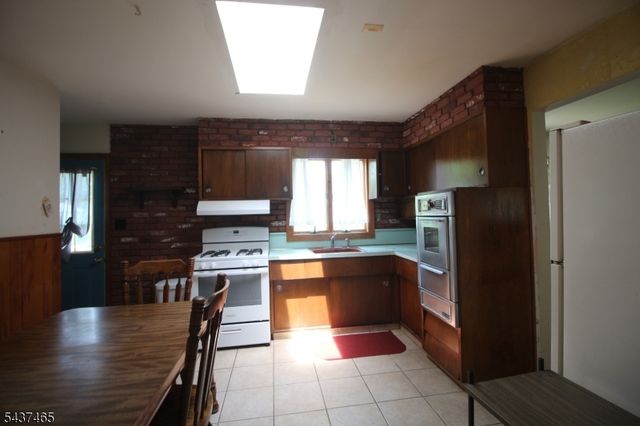 248 W Prescott Ave, Edison Twp., NJ 08820