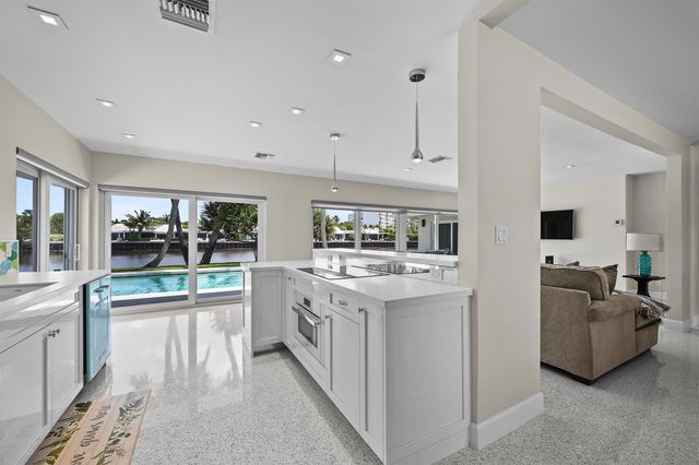 2259 Ibis Isle Road E, Palm Beach, FL 33480