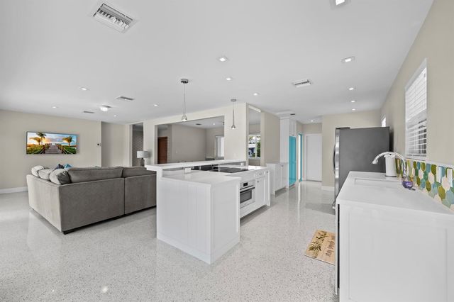 2259 Ibis Isle Road E, Palm Beach, FL 33480