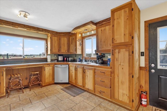 6130 N Arbogast Road, Howard City, MI 49329