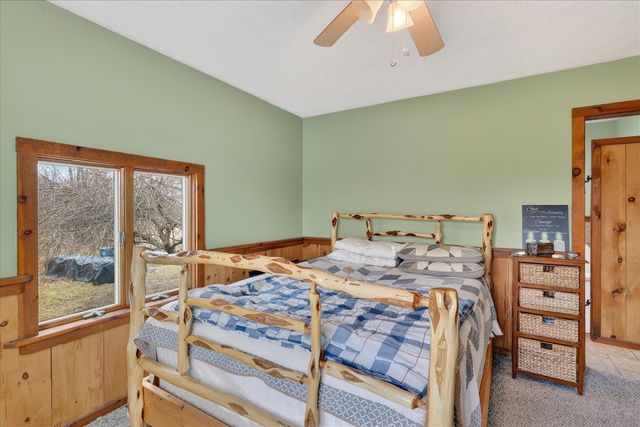 6130 N Arbogast Road, Howard City, MI 49329