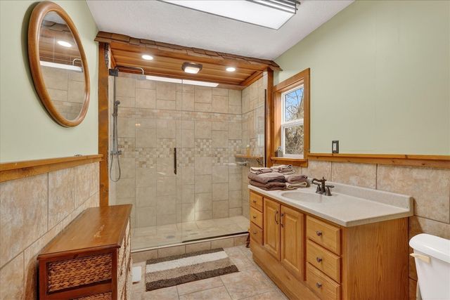 6130 N Arbogast Road, Howard City, MI 49329