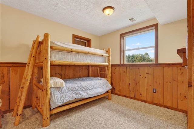 6130 N Arbogast Road, Howard City, MI 49329