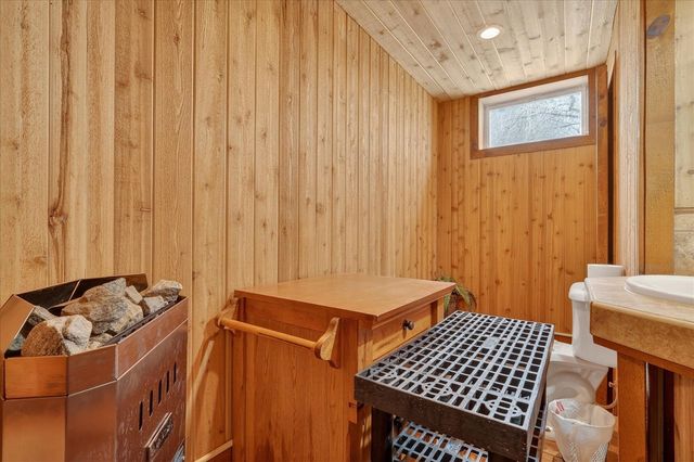 6130 N Arbogast Road, Howard City, MI 49329