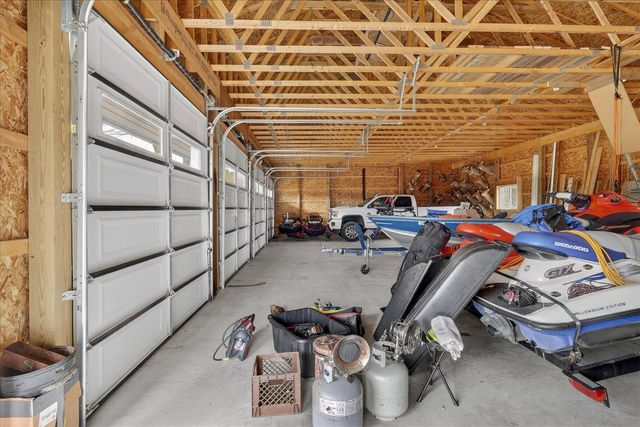 6130 N Arbogast Road, Howard City, MI 49329